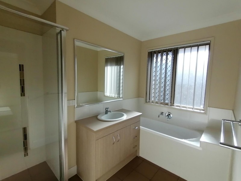 1/25 Hamersly Street, Redbank Plains QLD 4301