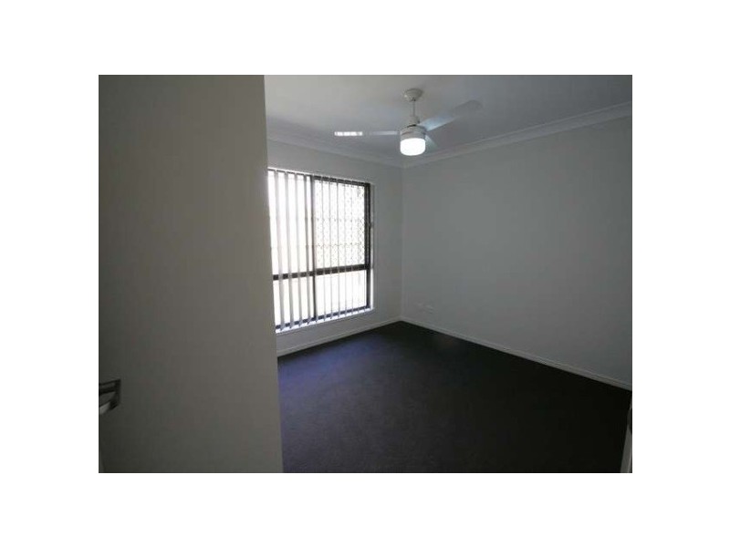 2/2 Beechwood Close, Chuwar QLD 4306