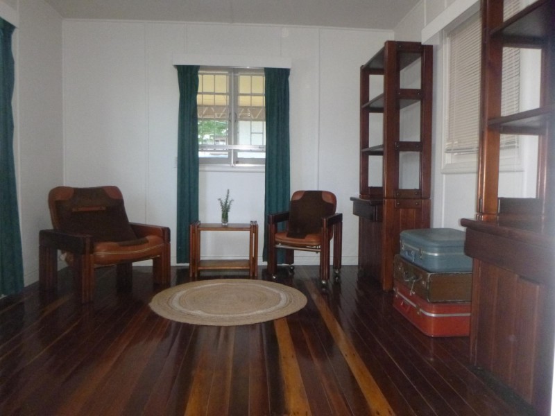 7 Bridson Avenue, East Ipswich QLD 4305