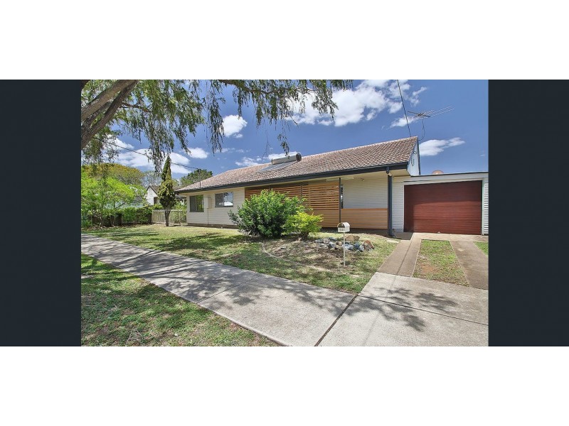 14 Elliot Street, Silkstone QLD 4304