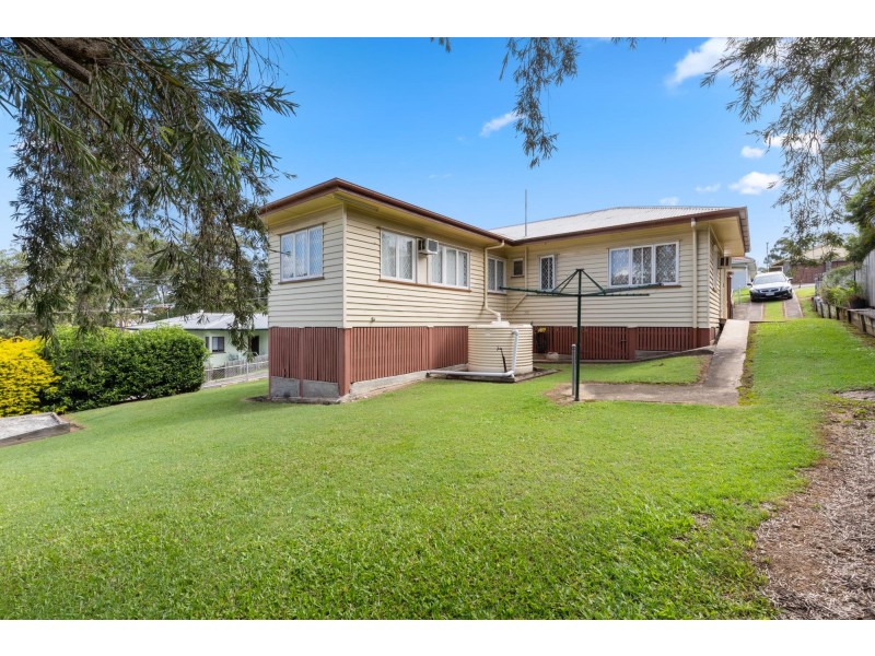 8 Raymond Street, North Ipswich QLD 4305