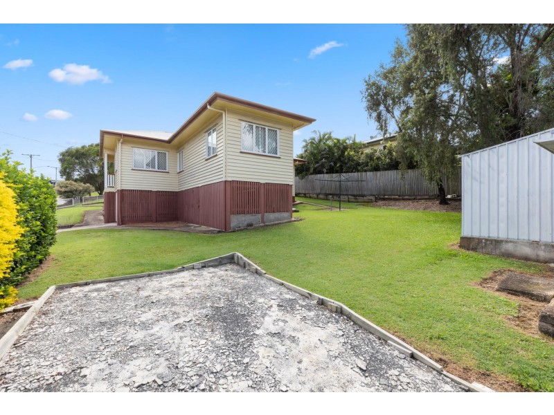 8 Raymond Street, North Ipswich QLD 4305