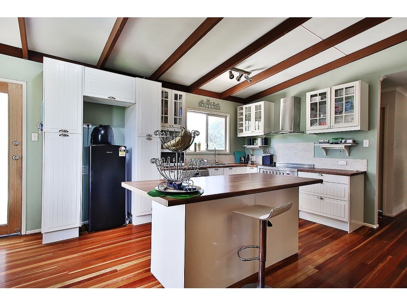 230 Whitehill Road, Raceview QLD 4305