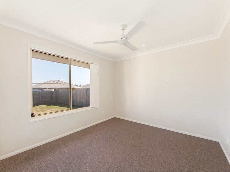 32 HASLINGDEN PARK DRV, Lowood QLD 4311