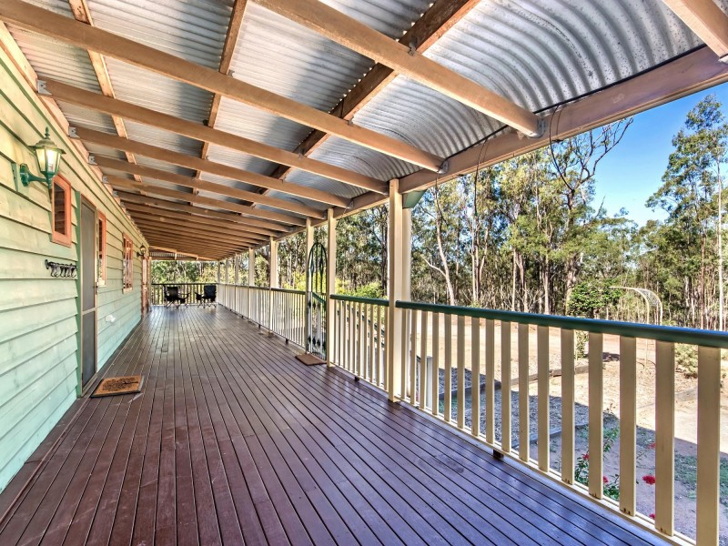 33 Park Rd, Grandchester QLD 4340