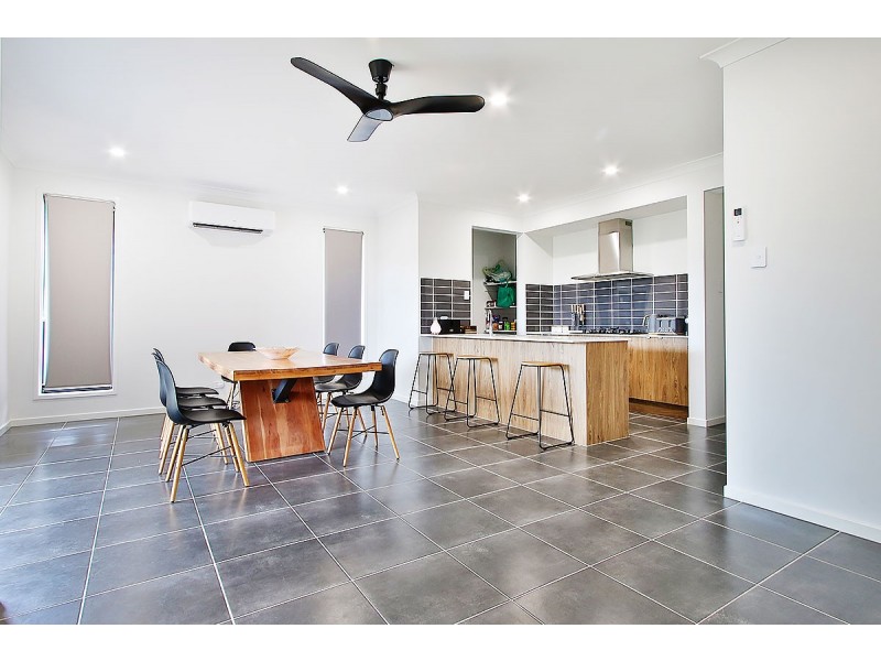 22 Shadywood Drive, Fernvale QLD 4306