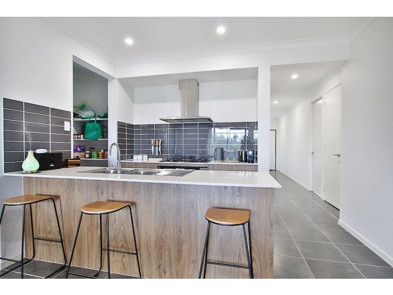 22 Shadywood Drive, Fernvale QLD 4306