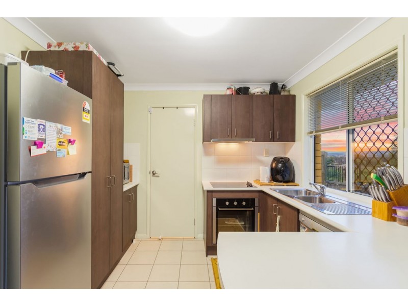 18 Birru Place, Rosewood QLD 4340