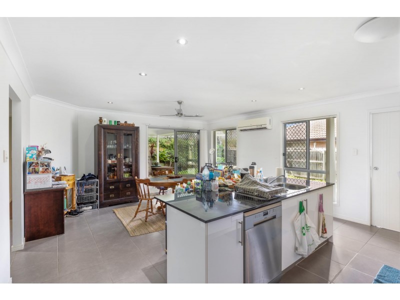 9 Livinus Place, Augustine Heights QLD 4300