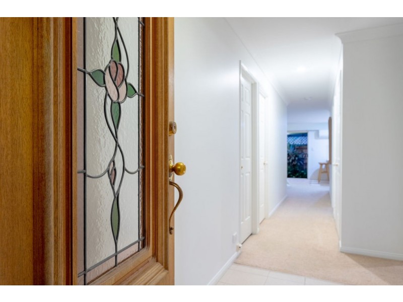 8a Turner Street, Eastern Heights QLD 4305