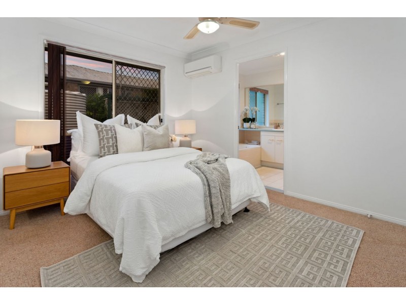 8a Turner Street, Eastern Heights QLD 4305