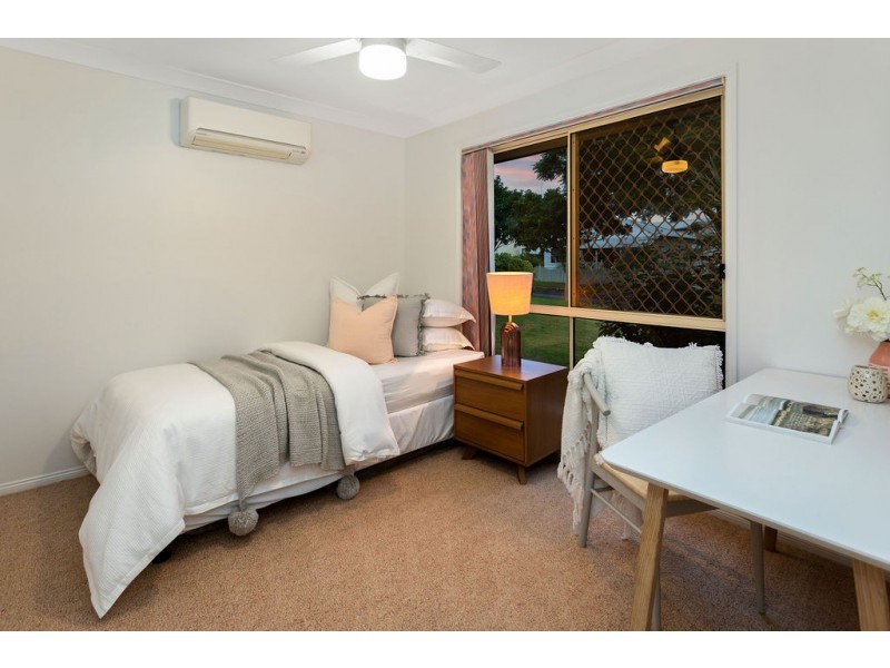 8a Turner Street, Eastern Heights QLD 4305