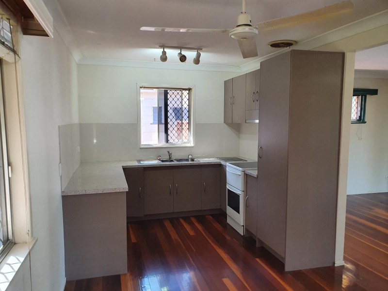 2 Pelican Street, North Ipswich QLD 4305