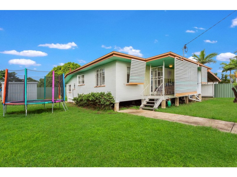 36a Dwyer Street, Silkstone QLD 4304