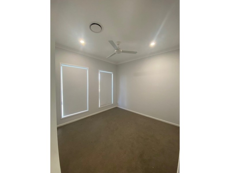 55 John Street, Walloon QLD 4306