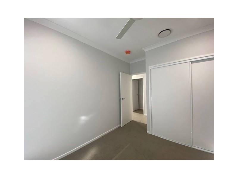 55 John Street, Walloon QLD 4306