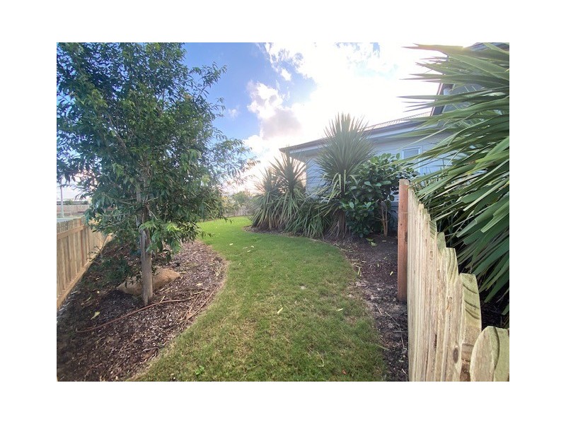 55 John Street, Walloon QLD 4306