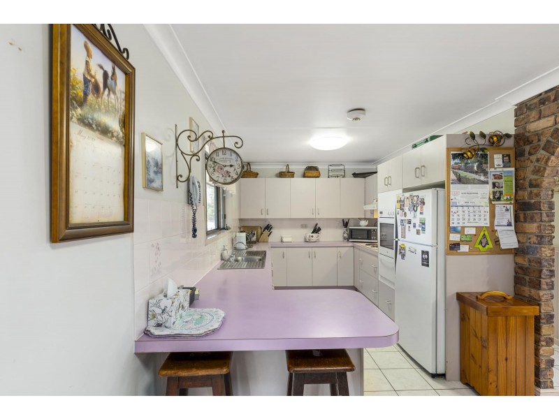 24 Queen Street, Harrisville QLD 4307