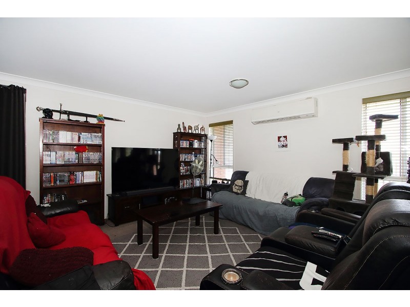 42 Goldenwood Crescent, Fernvale QLD 4306