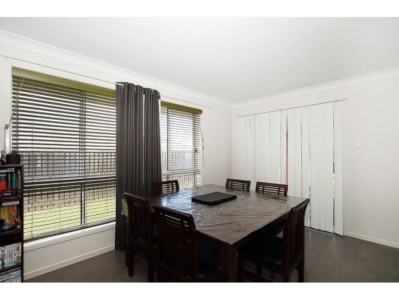 42 Goldenwood Crescent, Fernvale QLD 4306
