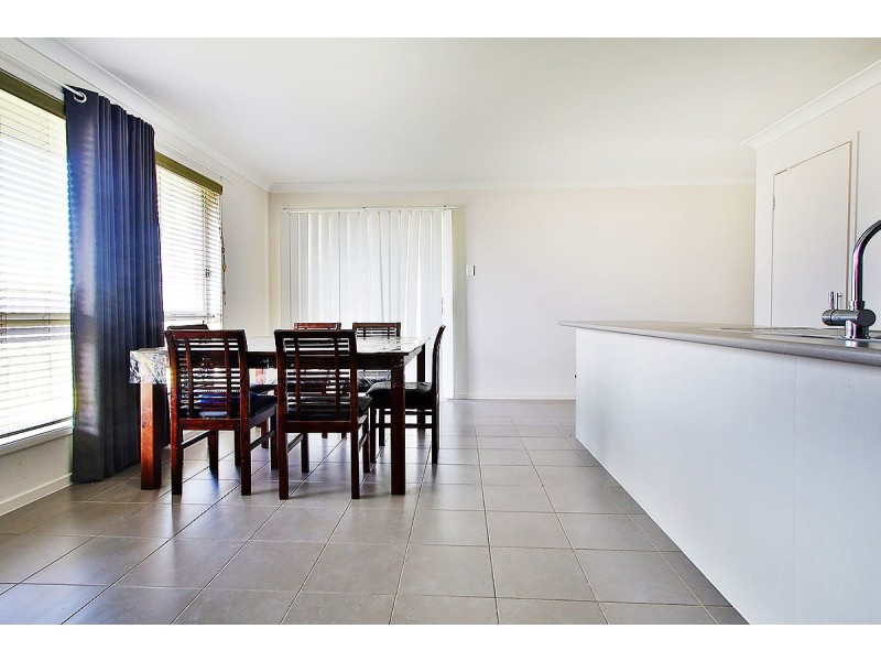 42 Goldenwood Crescent, Fernvale QLD 4306
