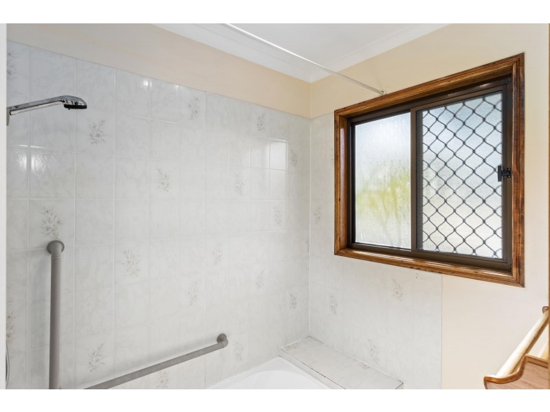 25 Sutton Street, Churchill QLD 4305