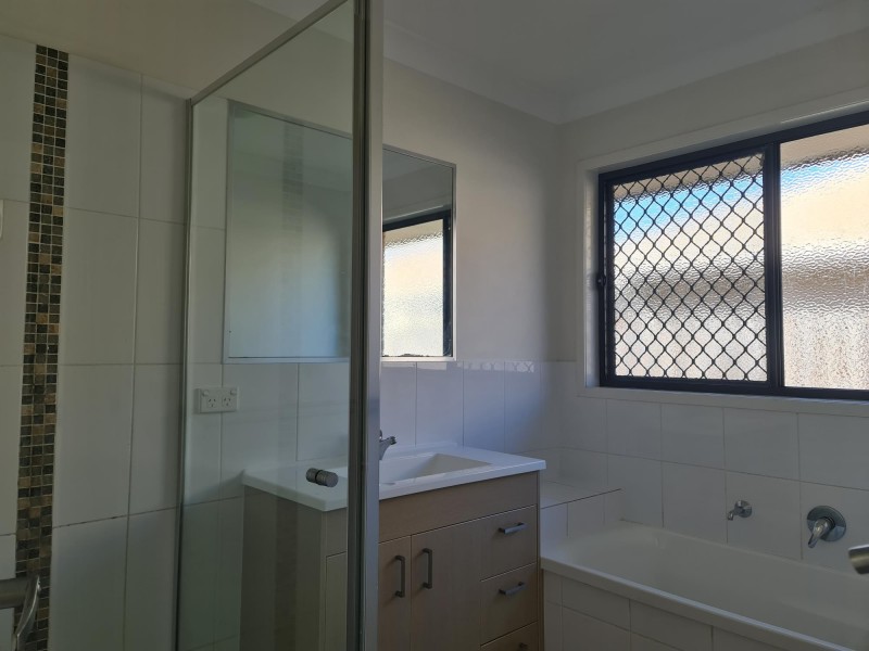 9 Lacewing St, Rosewood QLD 4340