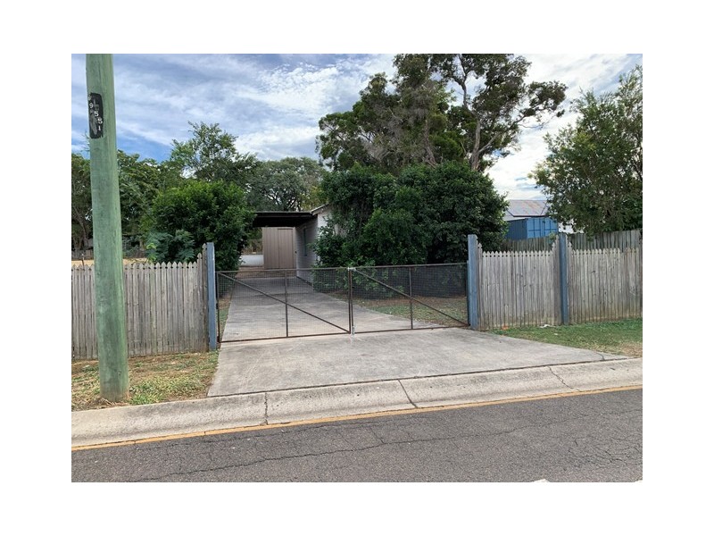 17 William Street, Rosewood QLD 4340