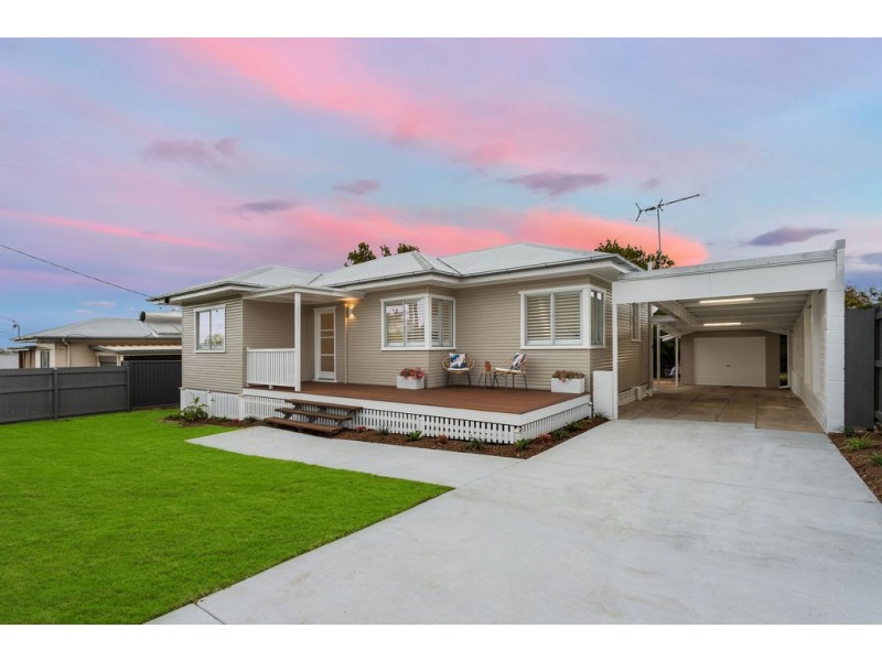 21 Lauriston Street, Eastern Heights QLD 4305