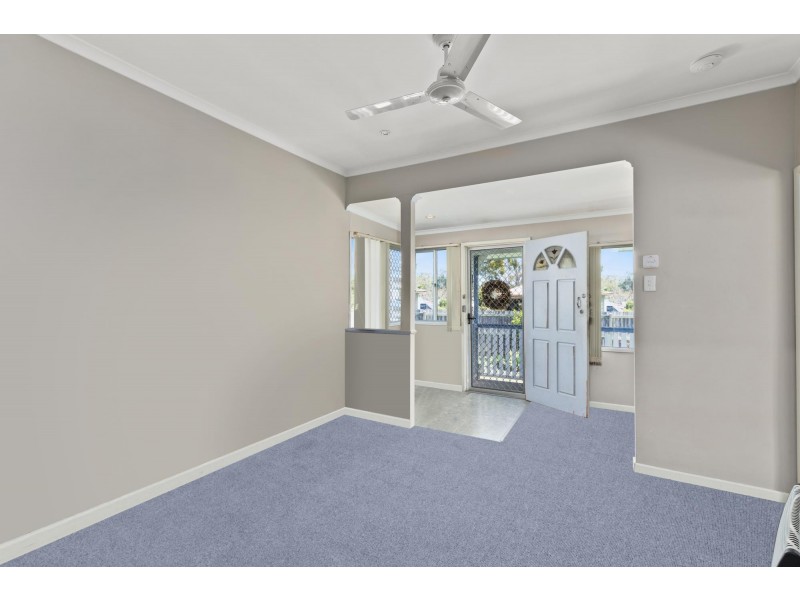 26 Vineyard Street, One Mile QLD 4305