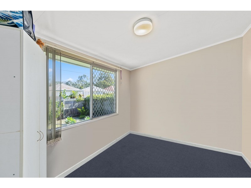 26 Vineyard Street, One Mile QLD 4305