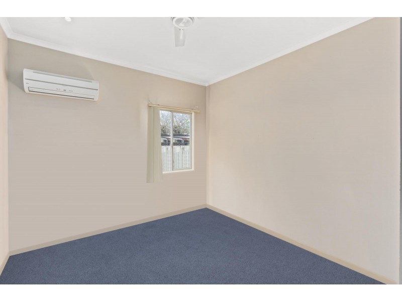 26 Vineyard Street, One Mile QLD 4305