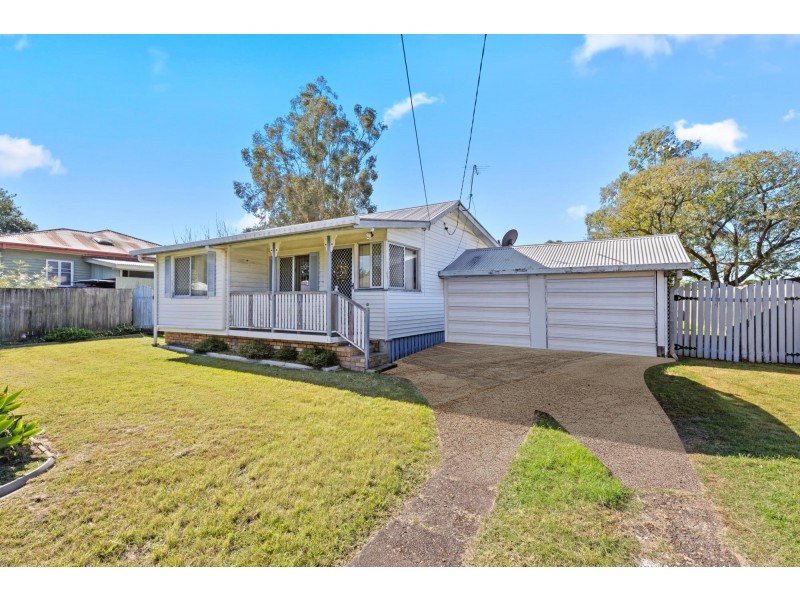 26 Vineyard Street, One Mile QLD 4305