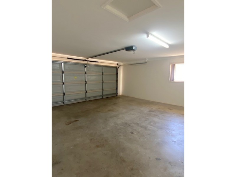 27 Denning St, Fernvale QLD 4306