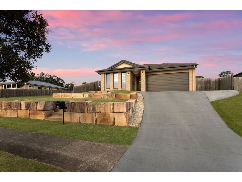 17 Samuel Court, Yamanto QLD 4305
