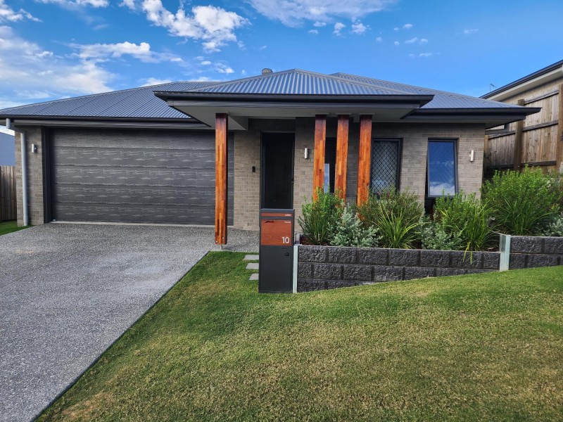 10 Edinburgh St, Ripley QLD 4306