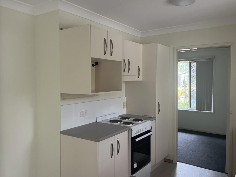 5 Somerset Close, Brassall QLD 4305