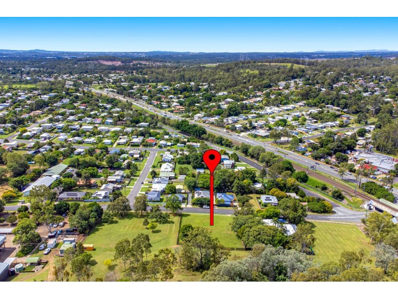 12 Byrne Street, Bundamba QLD 4304