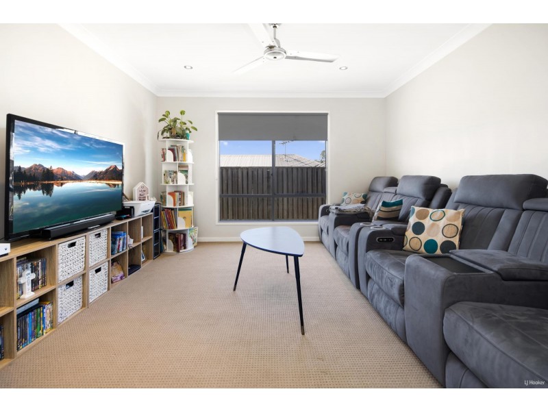 31 Goldenwood Crescent, Fernvale QLD 4306