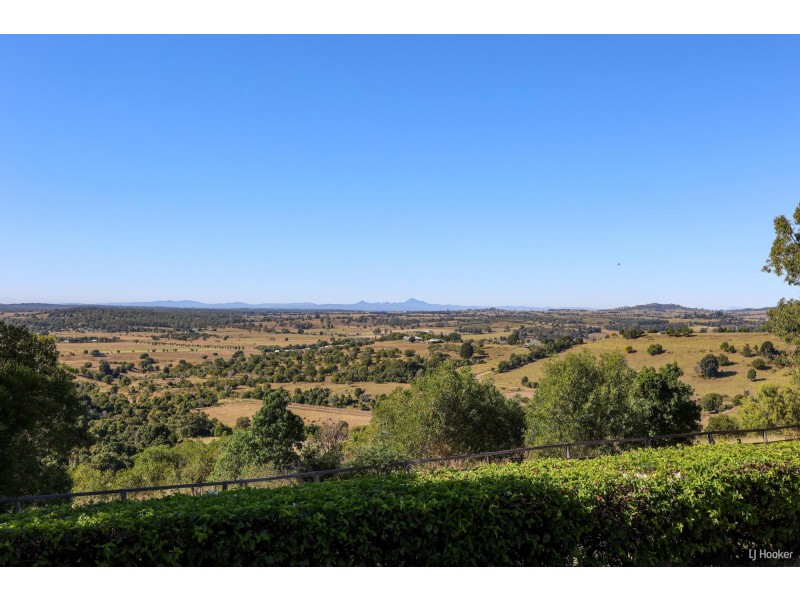 242 Voights Road, Glamorgan Vale QLD 4306