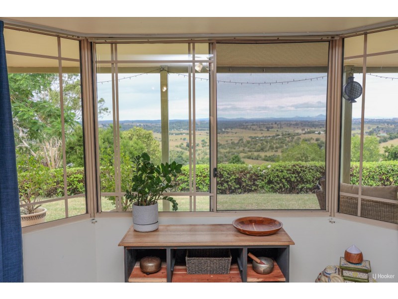 242 Voights Road, Glamorgan Vale QLD 4306