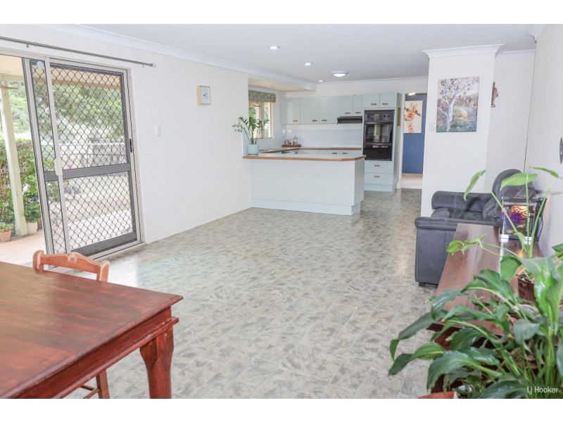 242 Voights Road, Glamorgan Vale QLD 4306