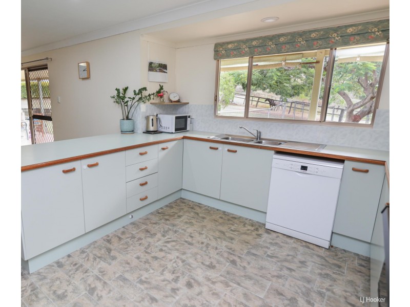 242 Voights Road, Glamorgan Vale QLD 4306