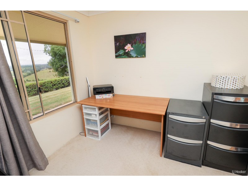 242 Voights Road, Glamorgan Vale QLD 4306