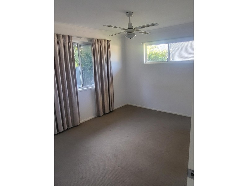 42 Boronia Avenue, Daisy Hill QLD 4127