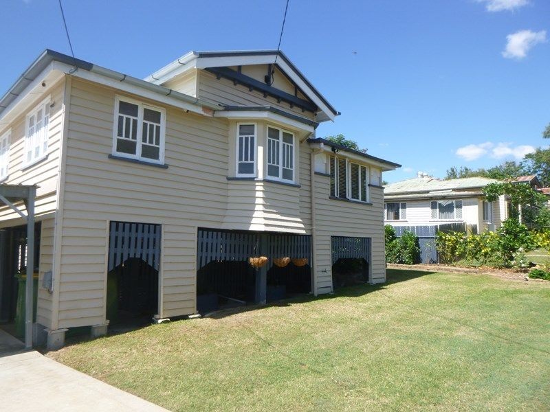 8 Joffre Street, Booval QLD 4304