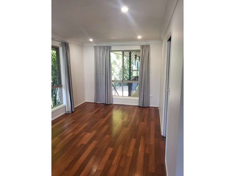 4 Francis Road, Shailer Park QLD 4128
