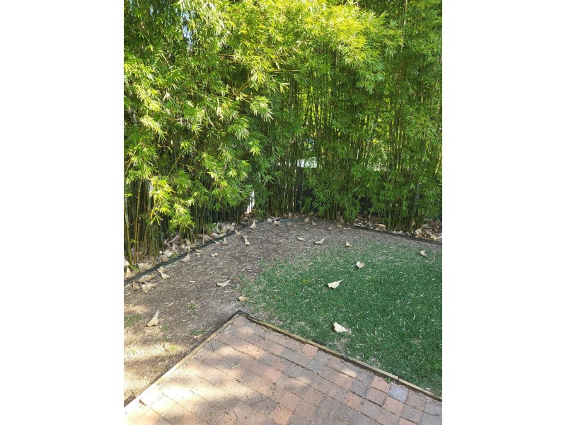 4 Francis Road, Shailer Park QLD 4128
