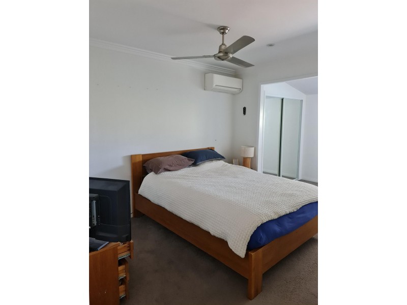 86 South Queensborough Parade, Karalee QLD 4306