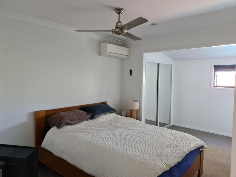 86 South Queensborough Parade, Karalee QLD 4306